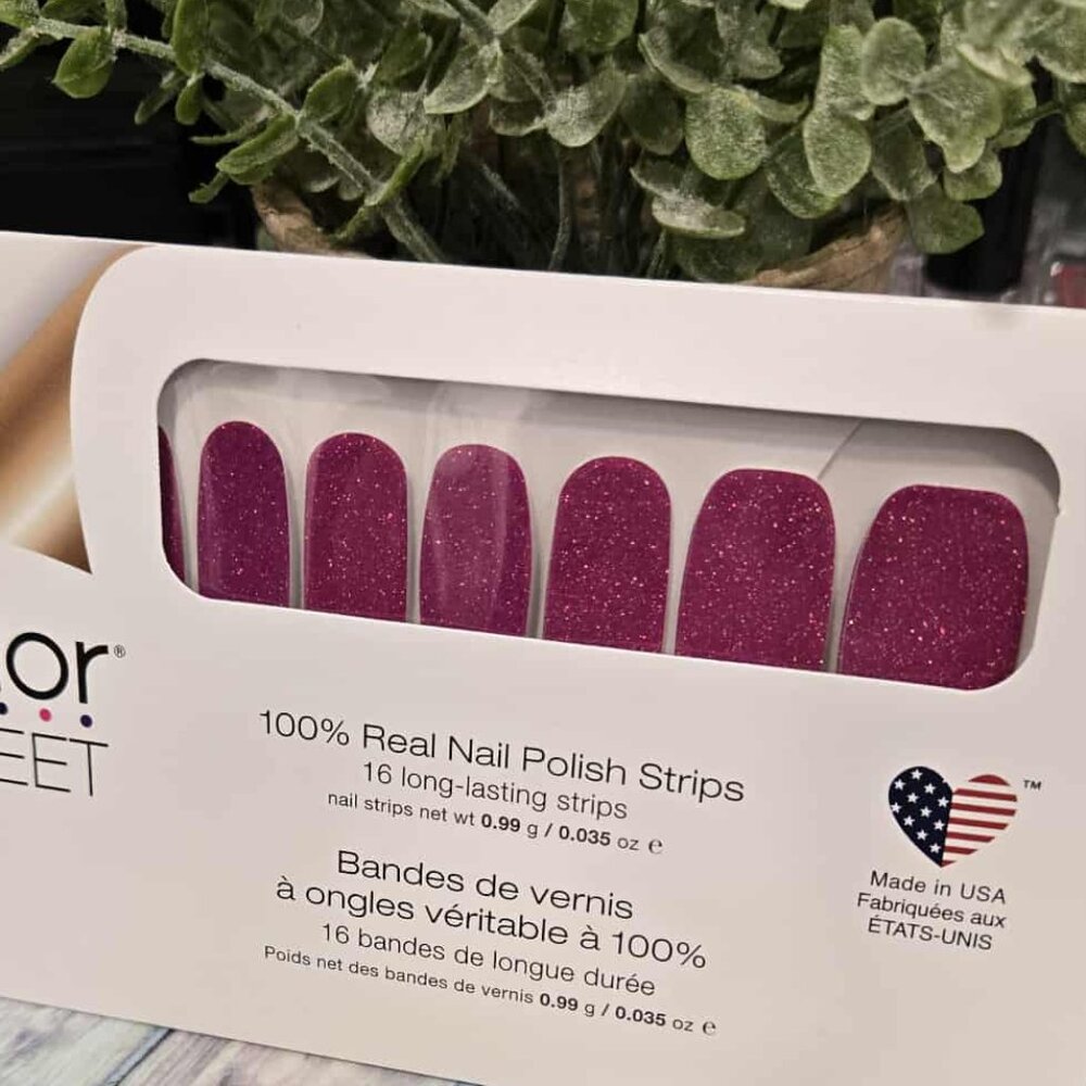 Color Street Pink Press On Nail Design